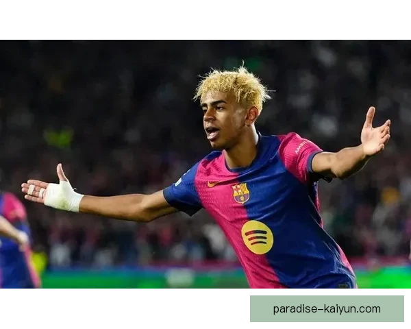 西班牙亚马尔16岁天才持续展现惊人潜力，备受期待的足球新星。